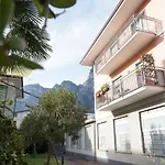 Casa Garda Blu